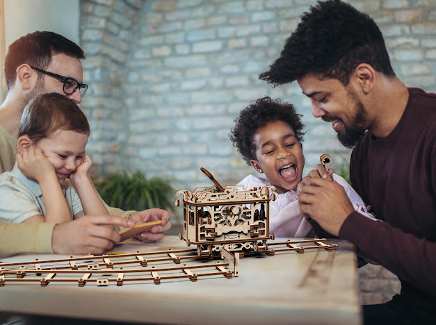 3D Houten Puzzel City Tram + Rails 1:30 - DIY Wood Build